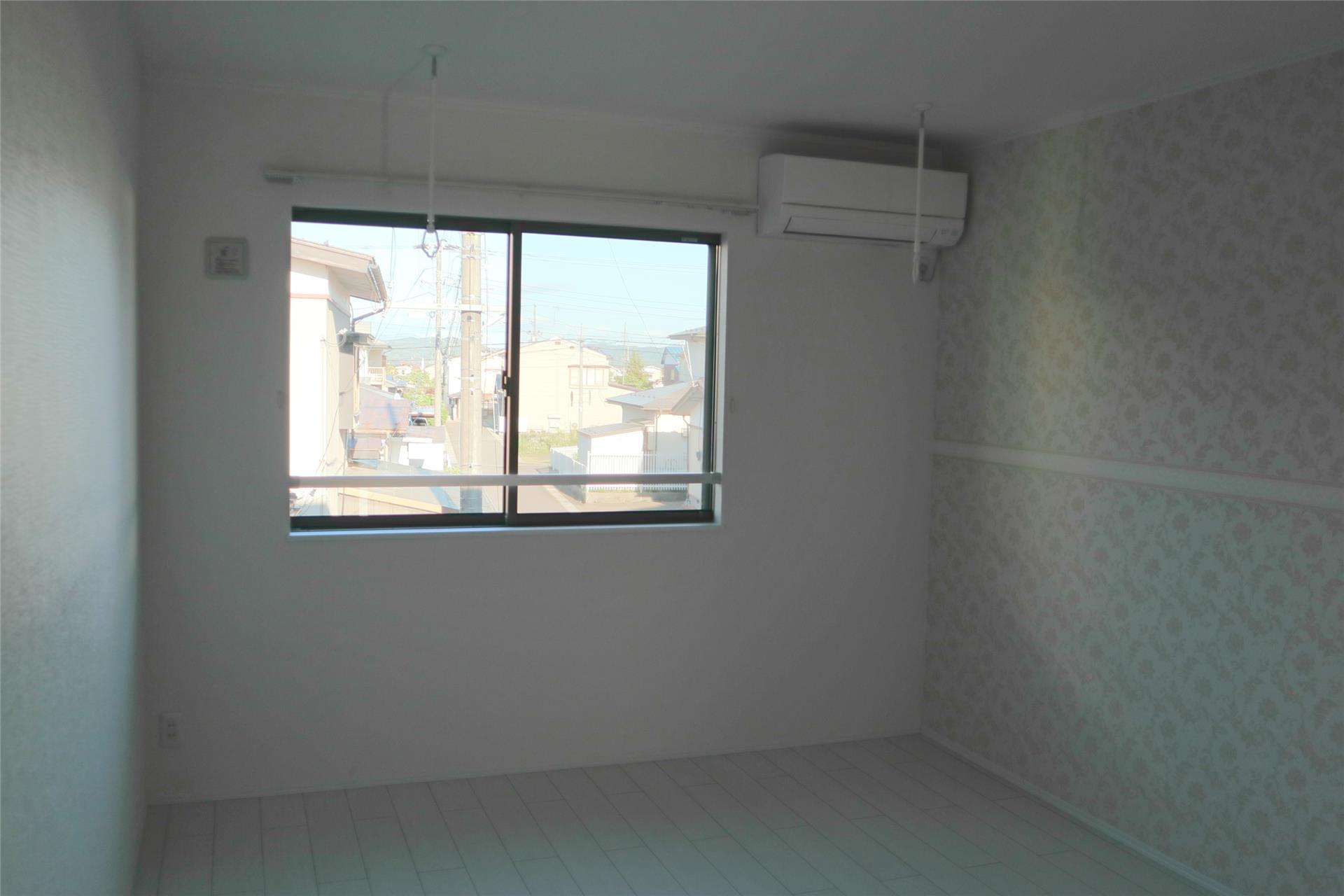 居室・リビング　8.2畳洋室