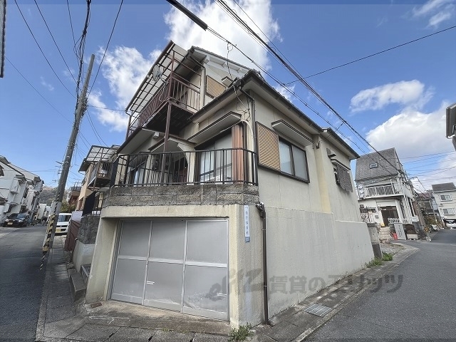 京都市山科区西野楳本町のその他の建物外観