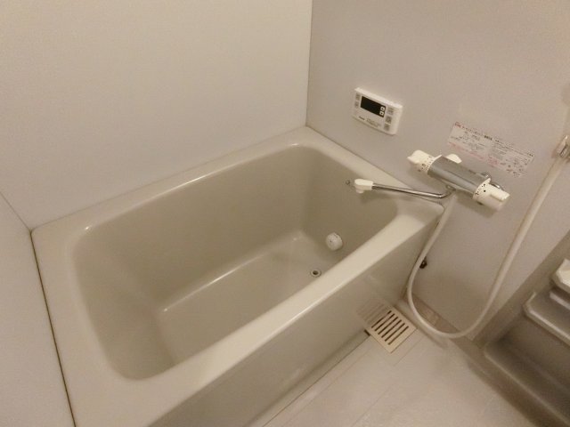 バス・シャワールーム　詳細は、RISUMO江坂本店→06-6155-7137まで♪