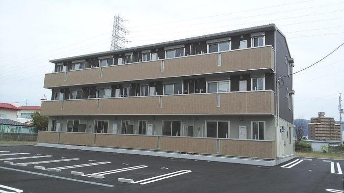 高知県高知市鴨部１（アパート）の賃貸物件の外観