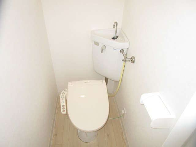 【Lake Gardaのトイレ】