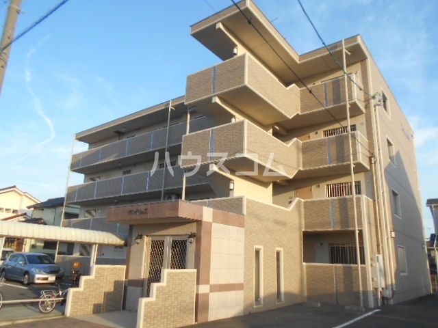 【磐田市福田のマンションの建物外観】