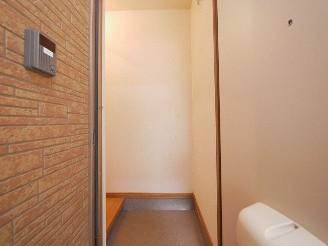 その他共有部分　玄関前