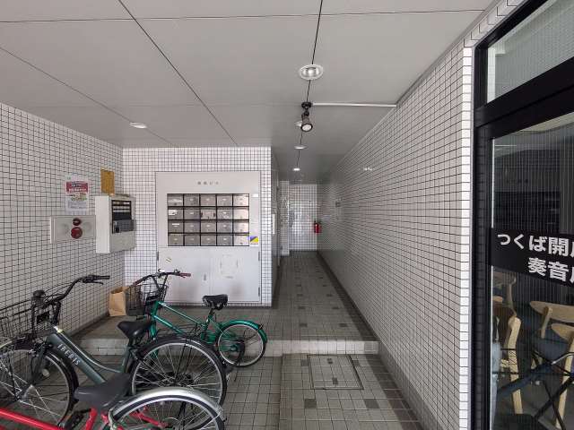 エントランス　エントランス