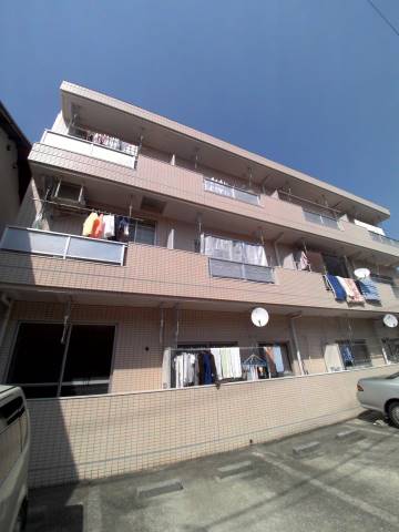 名古屋市熱田区切戸町のマンションの建物外観