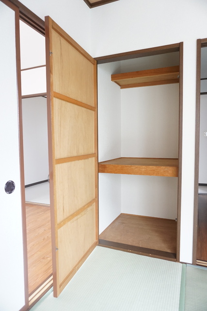 収納　★南側和室の収納★