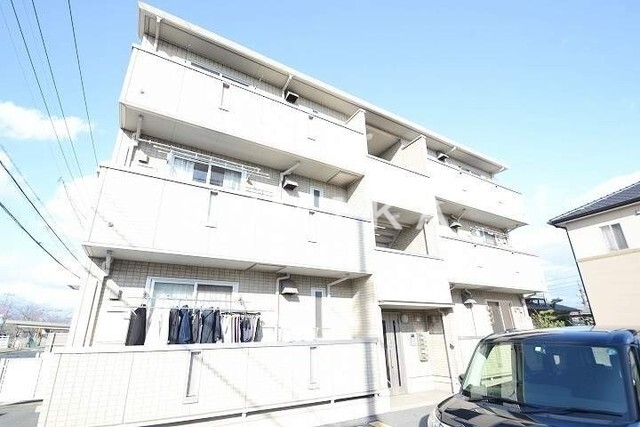 【セジュール築港新町の建物外観】