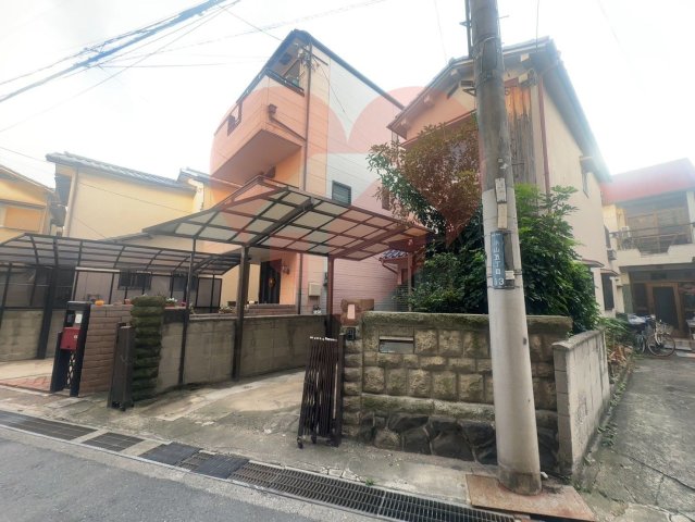 藤井寺市小山5丁目戸建の建物外観