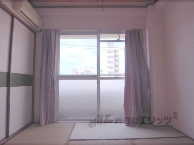 居室・リビング　和室