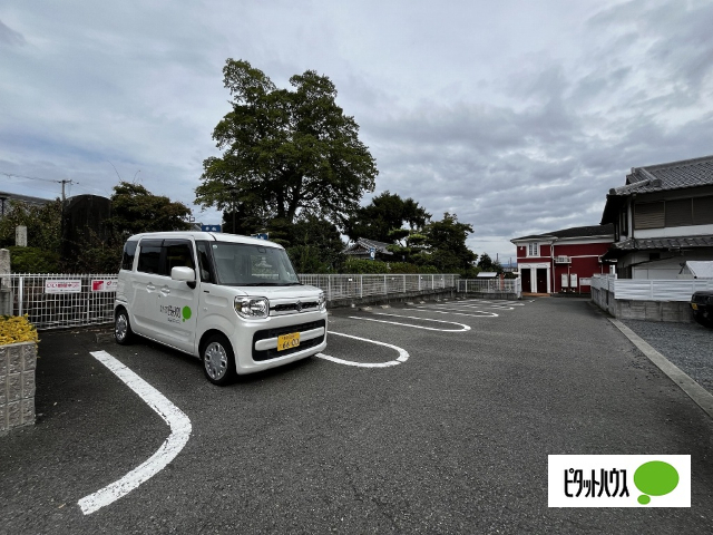 【オオタニ織平Ａの駐車場】