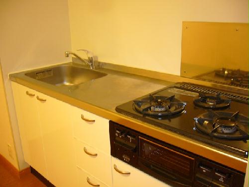 キッチン　写真と現物が異なる場合、現物を優先致します。