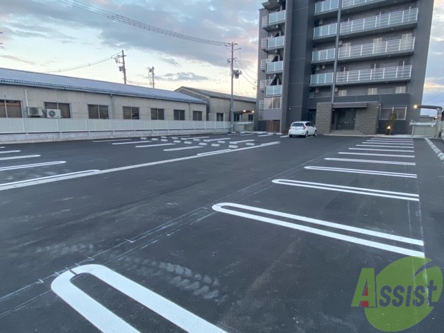 【名取飯野坂壱番館の駐車場】