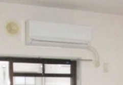 その他　エアコン付き