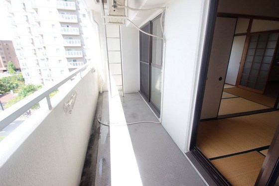 バルコニー　※別号室のお写真です