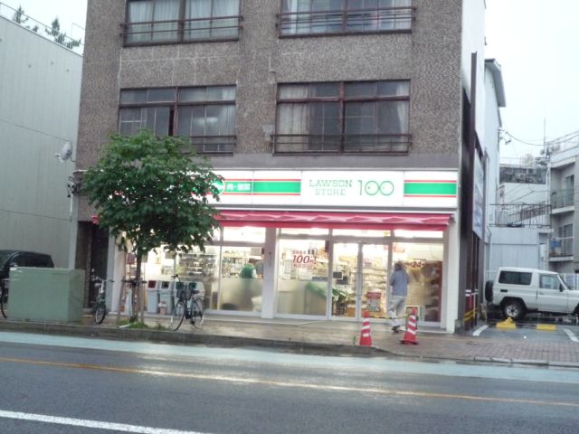 コンビニ　ローソンストア１００（コンビニ）まで190m