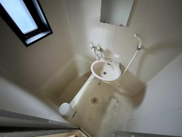バス・シャワールーム　ハイツ金山
