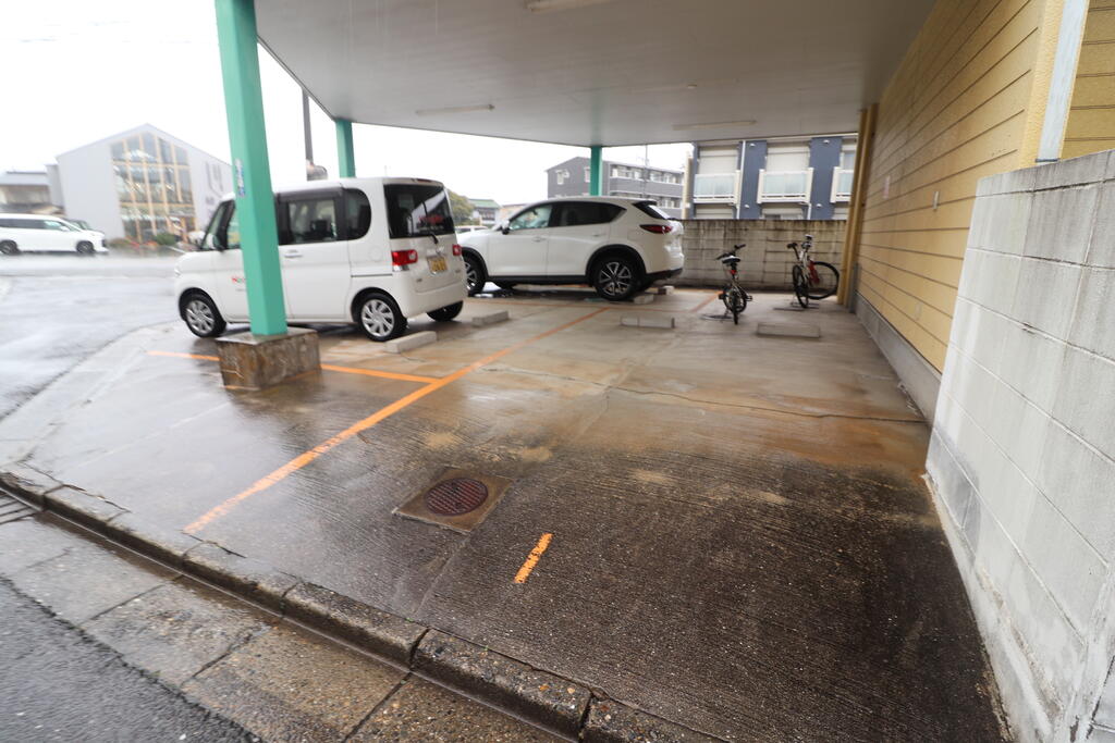 その他　駐車場☆