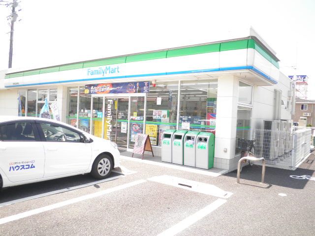 コンビニ　ファミリーマート四日市広永町店（コンビニ）まで2226m