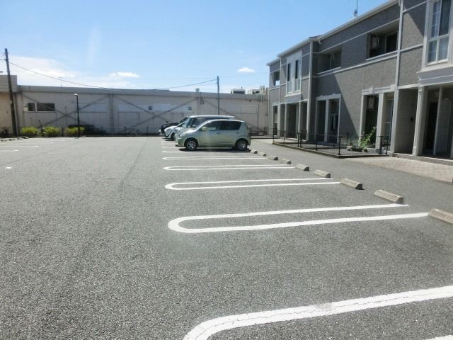 駐車場　敷地内にある駐車場