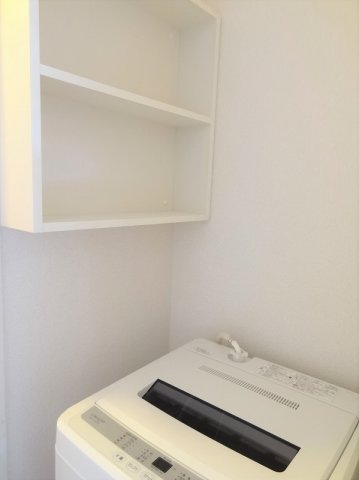 その他　洗濯機横　収納