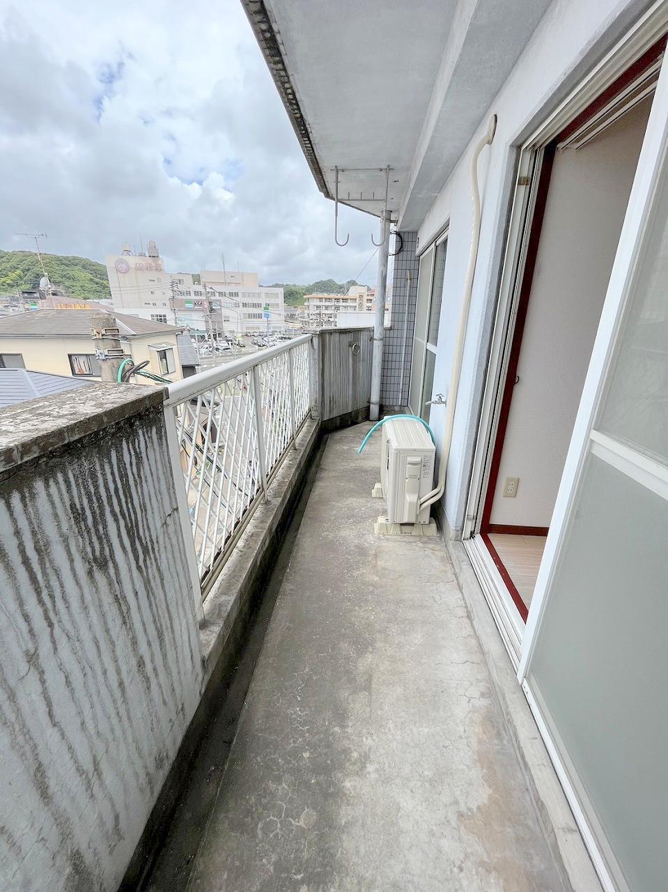 バルコニー　風通しの良いバルコニー