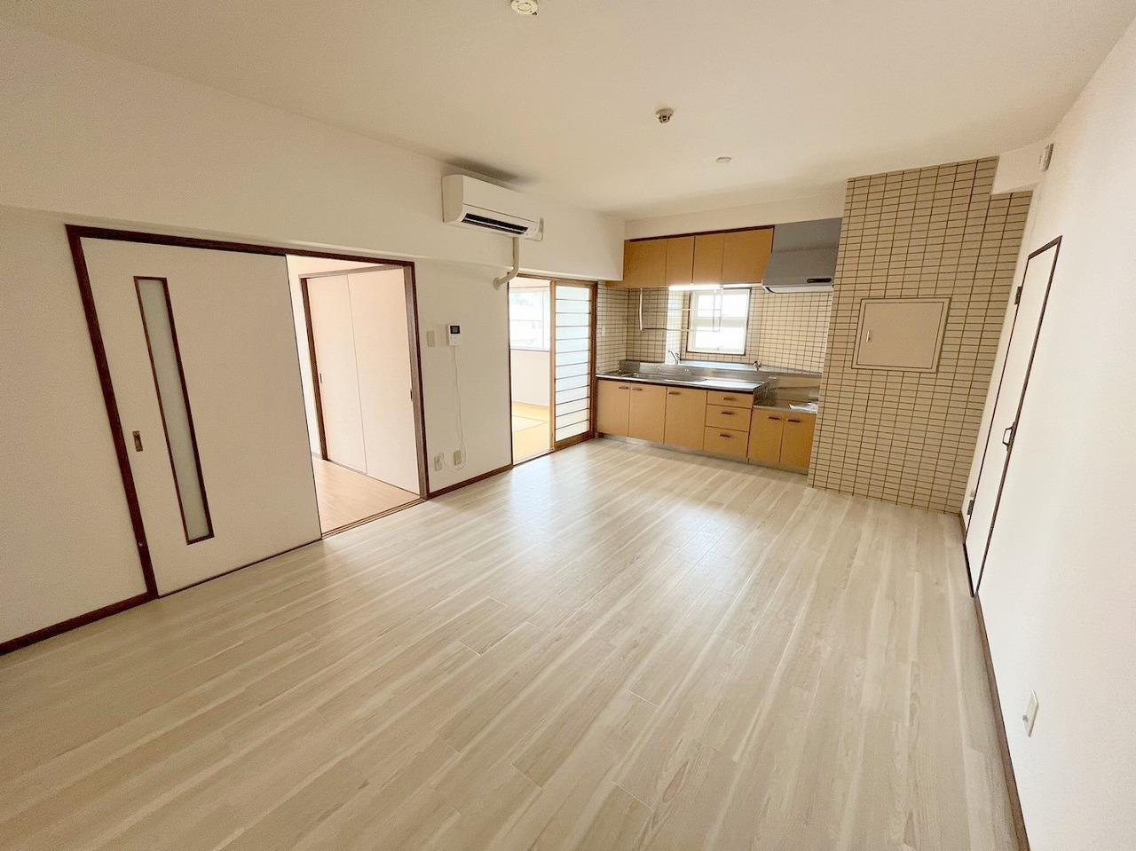 居室・リビング　１２帖の広々としたリビングです。