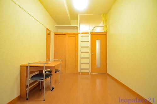 居室・リビング　設備・使用は号室により異なる為、現況を優先致します。