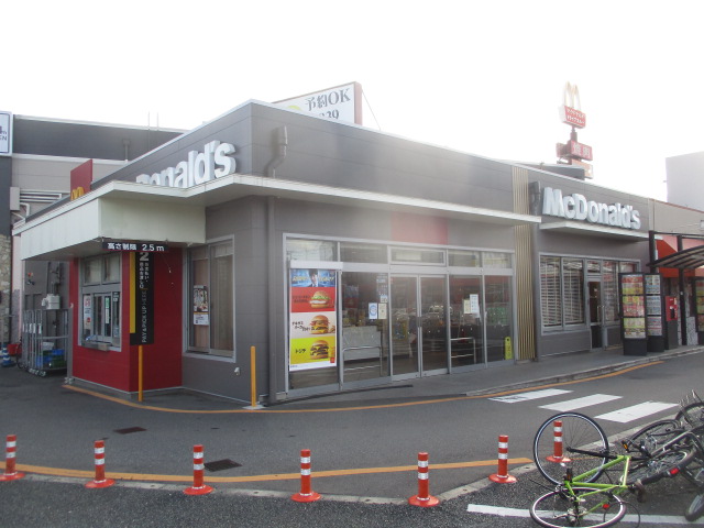 飲食店　マクドナルド 南津守店（飲食店）まで471m