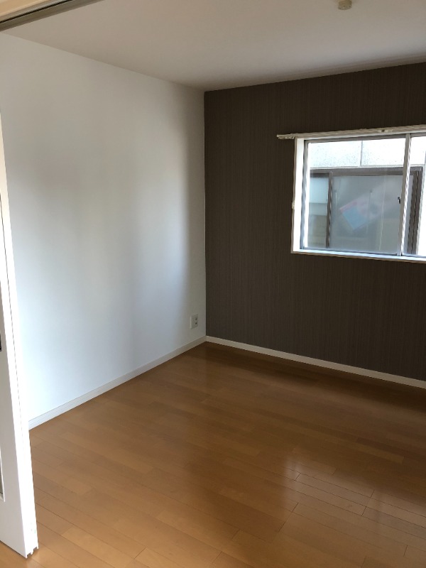 森小路矢野マンションの居間写真