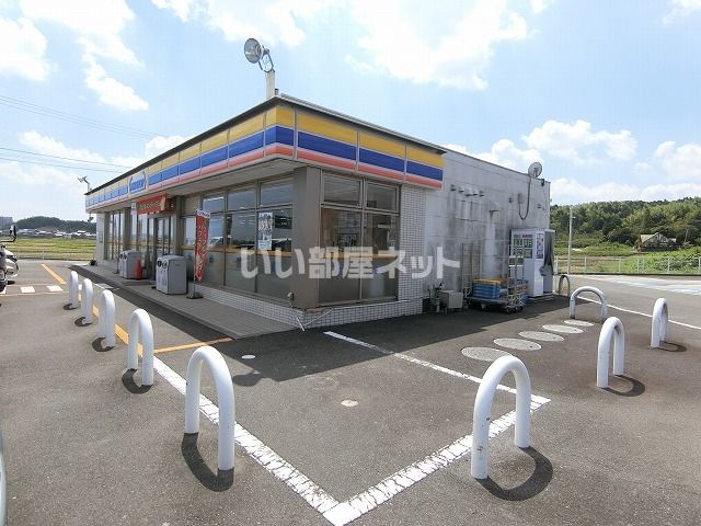 コンビニ　ミニストップ津大古曽店（コンビニ）まで677m