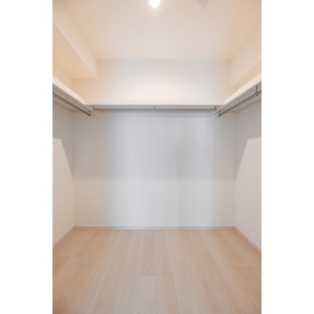 収納　ウォークインクローゼット