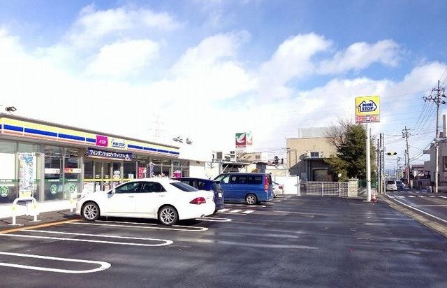 コンビニ　ミニストップ福島平野店（コンビニ）まで550m