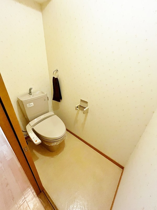 トイレ　★温水洗浄便座★