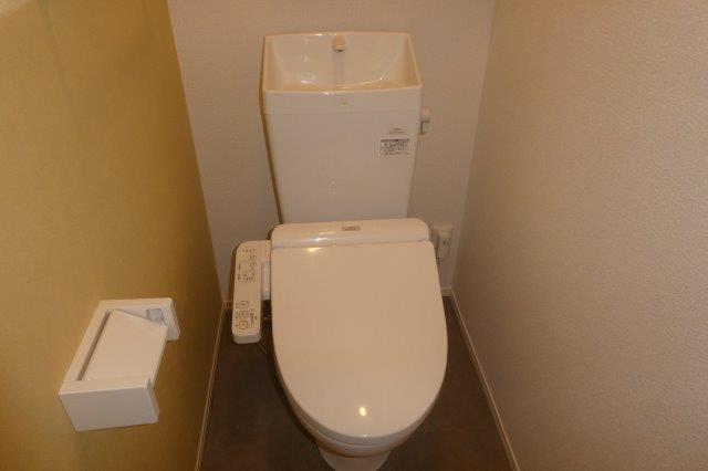 トイレ　ウォシュレット