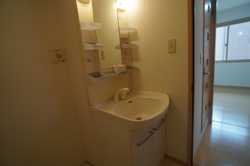 洗面設備　洗髪シャワータイプ