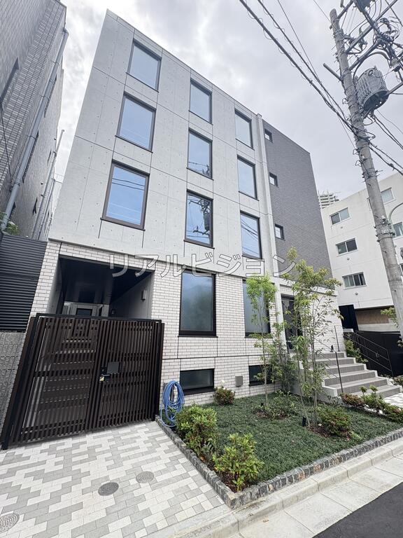 GRAN PASEO 目黒花房山の建物外観