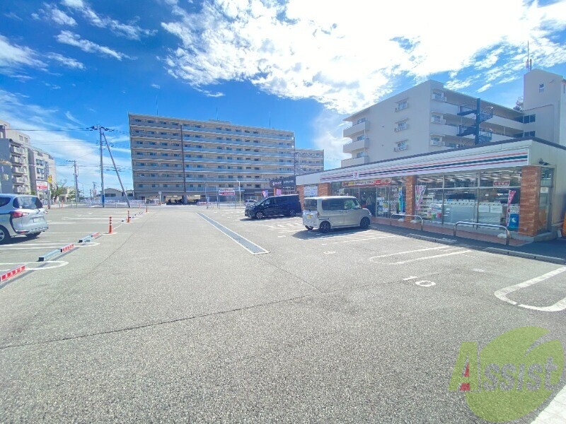 コンビニ　セブンイレブン　ハートイン垂水星陵台店（コンビニ）まで14m