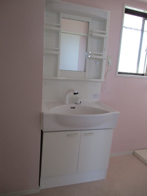 洗面設備　同仕様