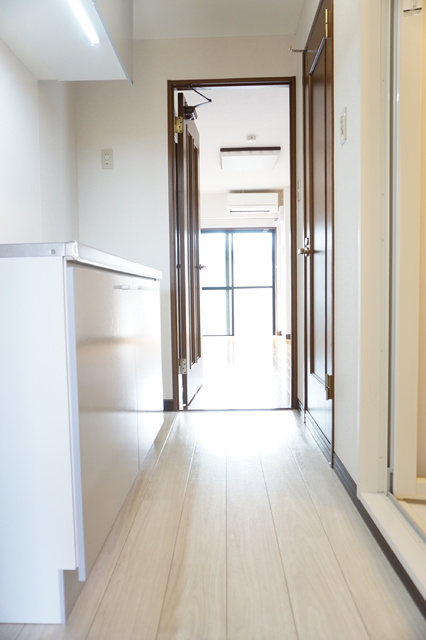 玄関　玄関からみたお部屋の中☆