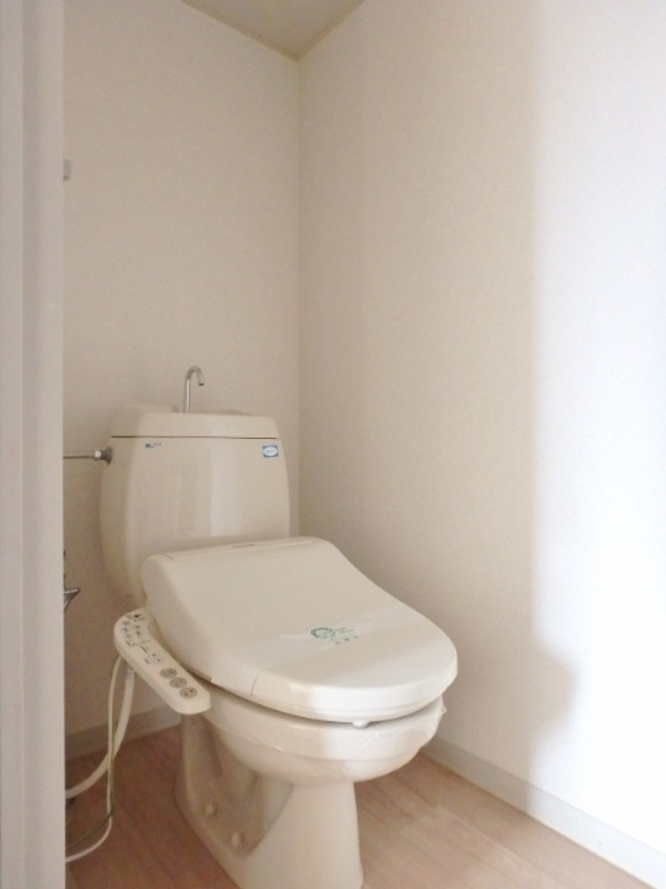 トイレ　図面と現状に相違がある場合には現状を優先