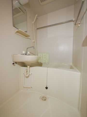 バス・シャワールーム　写真は同マンションの別部屋となります。