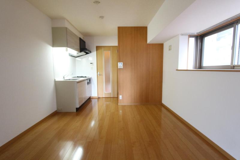 居室・リビング　反転タイプ部屋・参考写真