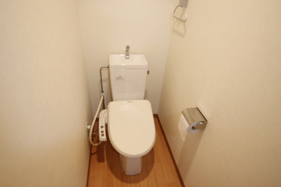 トイレ　※別部屋の写真です