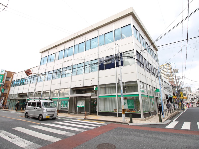 銀行　埼玉りそな銀行上福岡西口店（銀行）まで97m