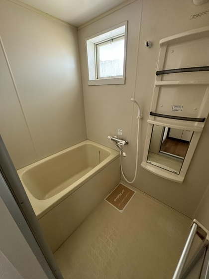 バス・シャワールーム　※他号室の写真です