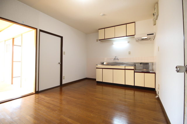 居室・リビング　★８帖のダイニング★