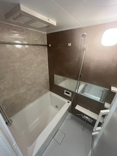 バス・シャワールーム