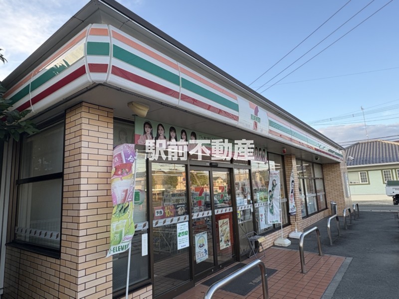 コンビニ　セブンイレブン　大牟田三里町2丁目店（コンビニ）まで500m