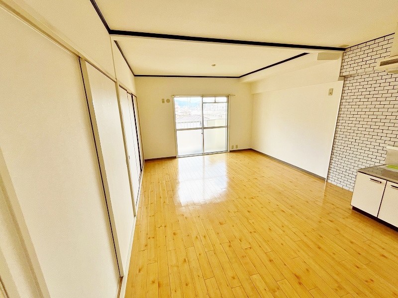 居室・リビング　★LDK12帖★