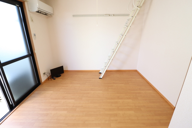 居室・リビング　洋室